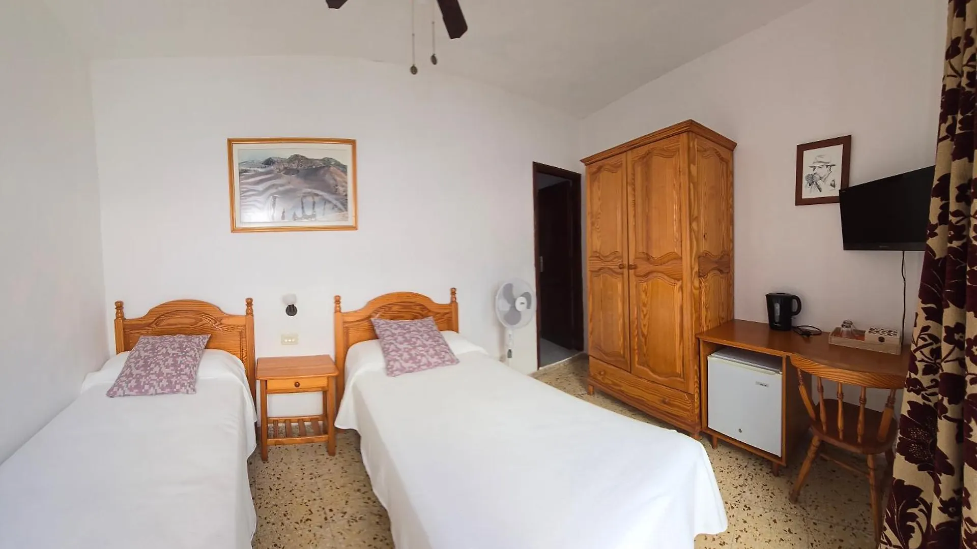 Pension Los Volcanes Fuencaliente de la Palma Guest house